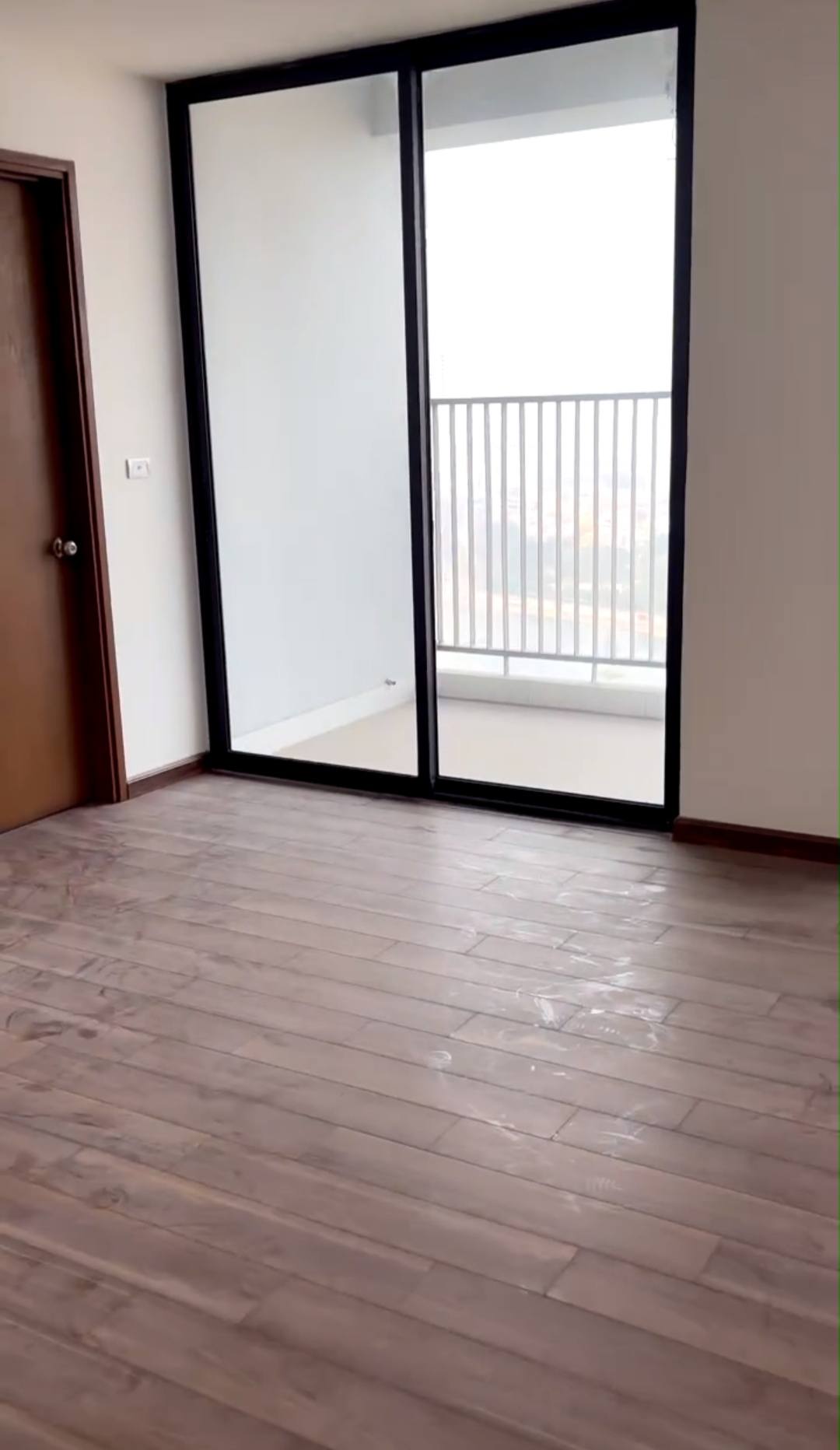 Cho thuê căn  hộ chung cư Đại Kim 107m2, 3 ngủ, 2 vệ sinh ngay hồ Định Công - Ảnh 1